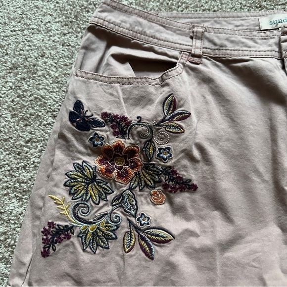 Sundance Vivant Mauve Flower Embroidered Cargo Joggers Women’s Size P12 Boho NWT - Picture 5 of 16